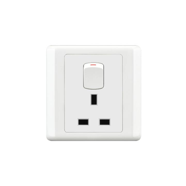HEE New Classic 13A Flat Switched Socket
