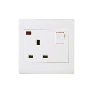 HEE Classic 13A 3pin Flat socket with switch